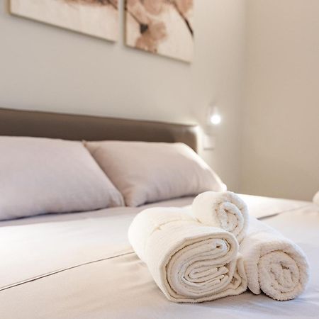 Elegant Design ApartmentDuomo-NavigliA/C E Wi-Fi มิลาน ภายนอก รูปภาพ
