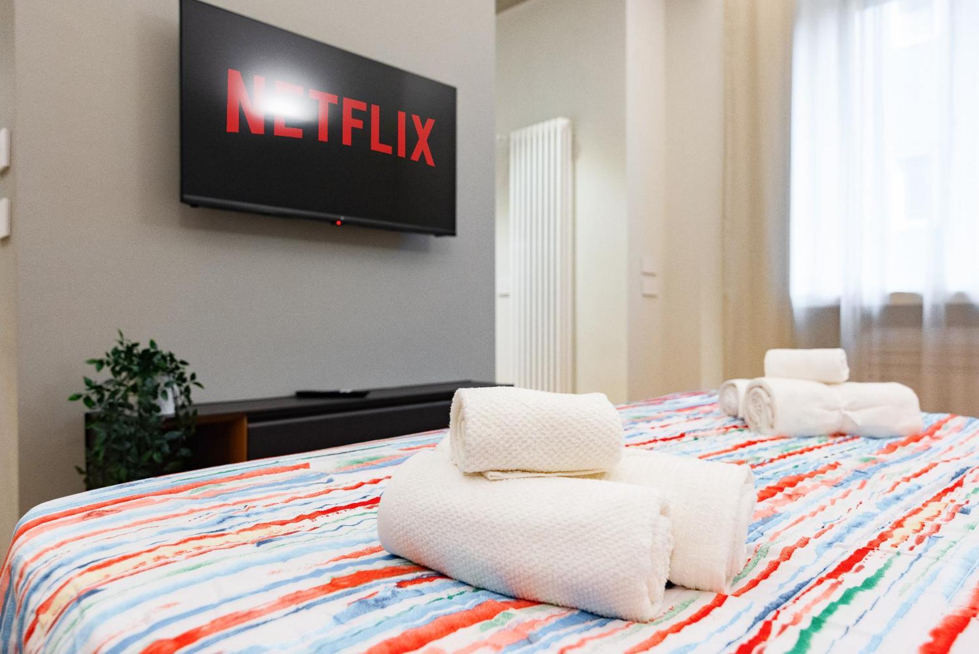 Elegant Design ApartmentDuomo-NavigliA/C E Wi-Fi มิลาน ภายนอก รูปภาพ